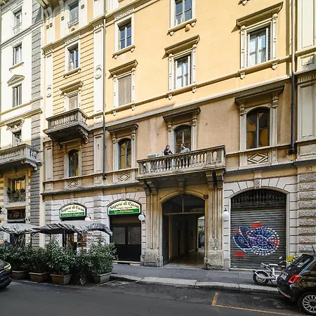Porta Venezia Charme Apartment